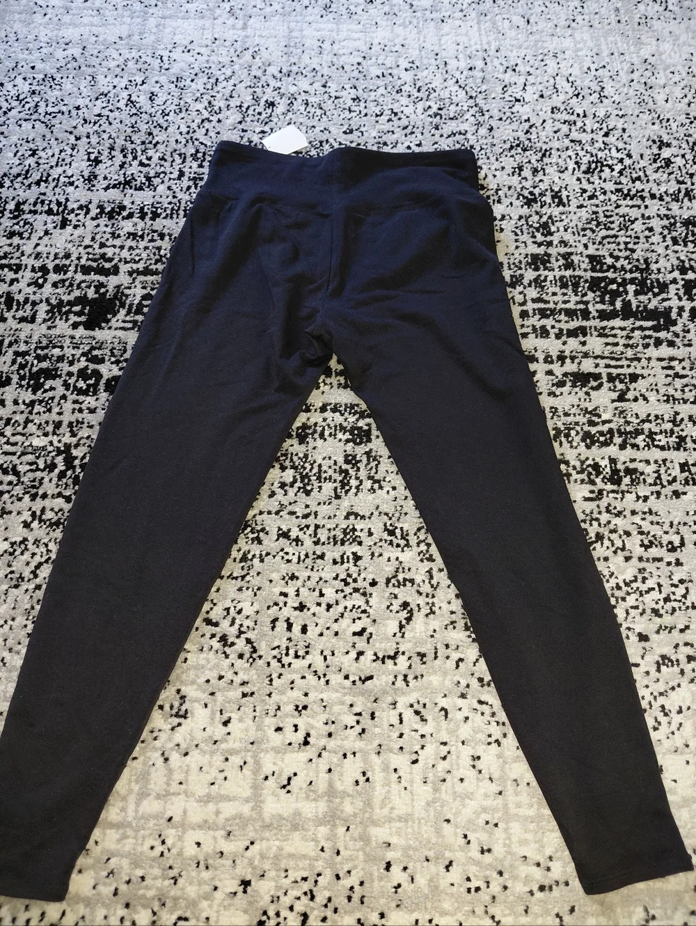Eileen Fisher Cozy “Hug” High-Waisted Leggings Black M NWT | Luxe Loungewear